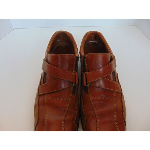 Men's Cole Hahn Slip on brown leather hook & loop closure Size 8M small flaw - Picture 3 of 9